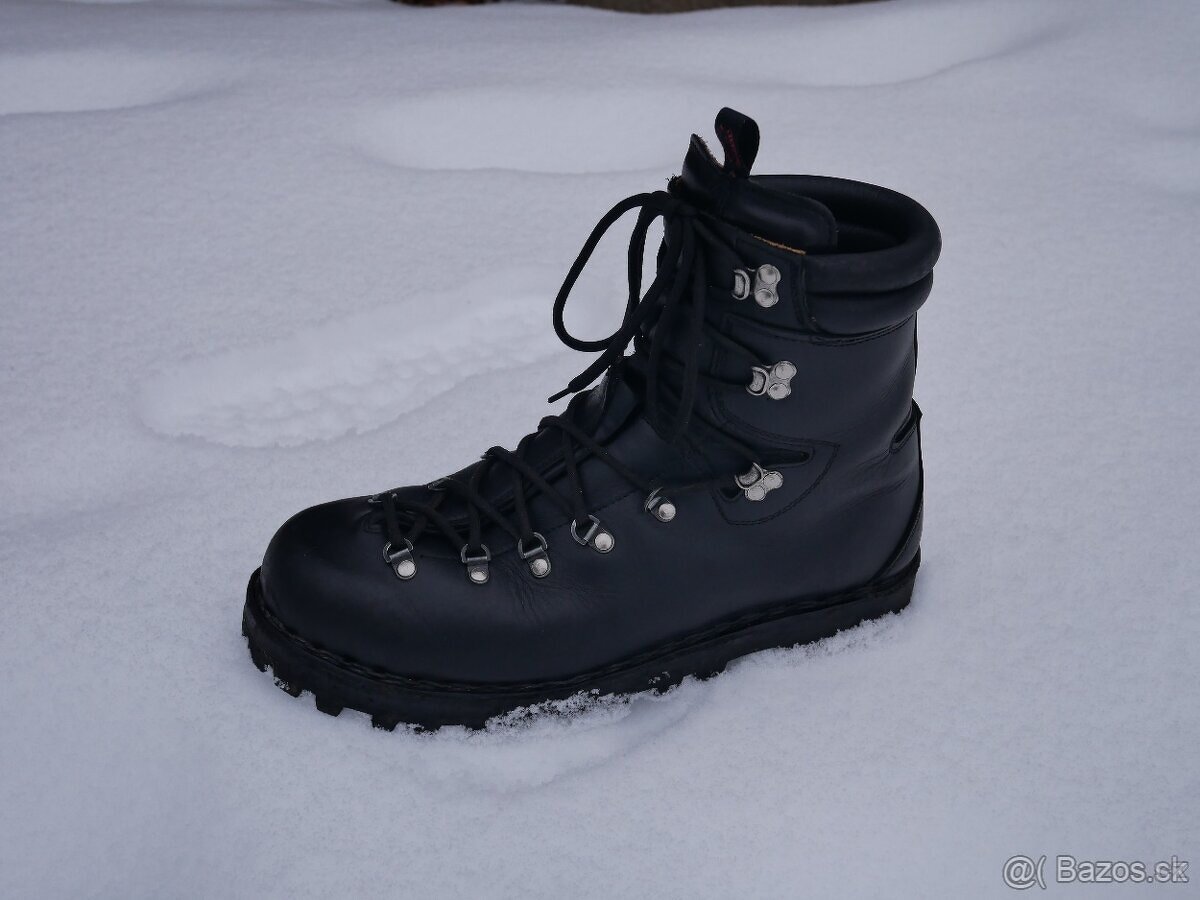 Makara - James Klasik vel. 45 - 6