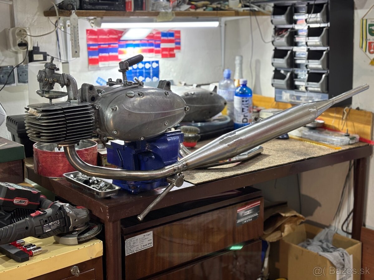 Oprava Servis JAWA 50 pionier Babetta - 6