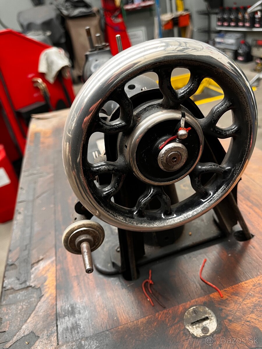 Šijací stroj KAYSER - 6