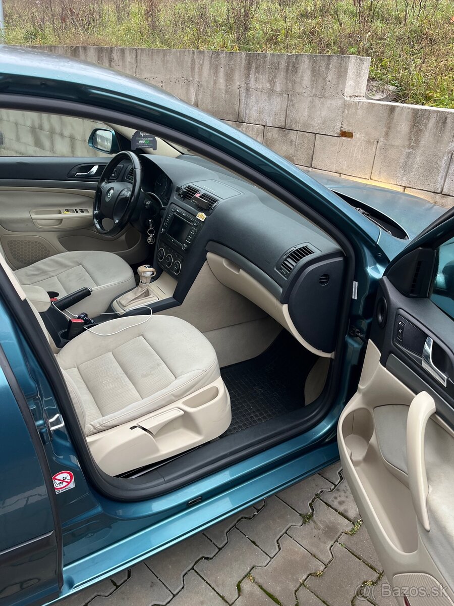 Škoda octavia 1.9 TDI 77KW DSG - 6