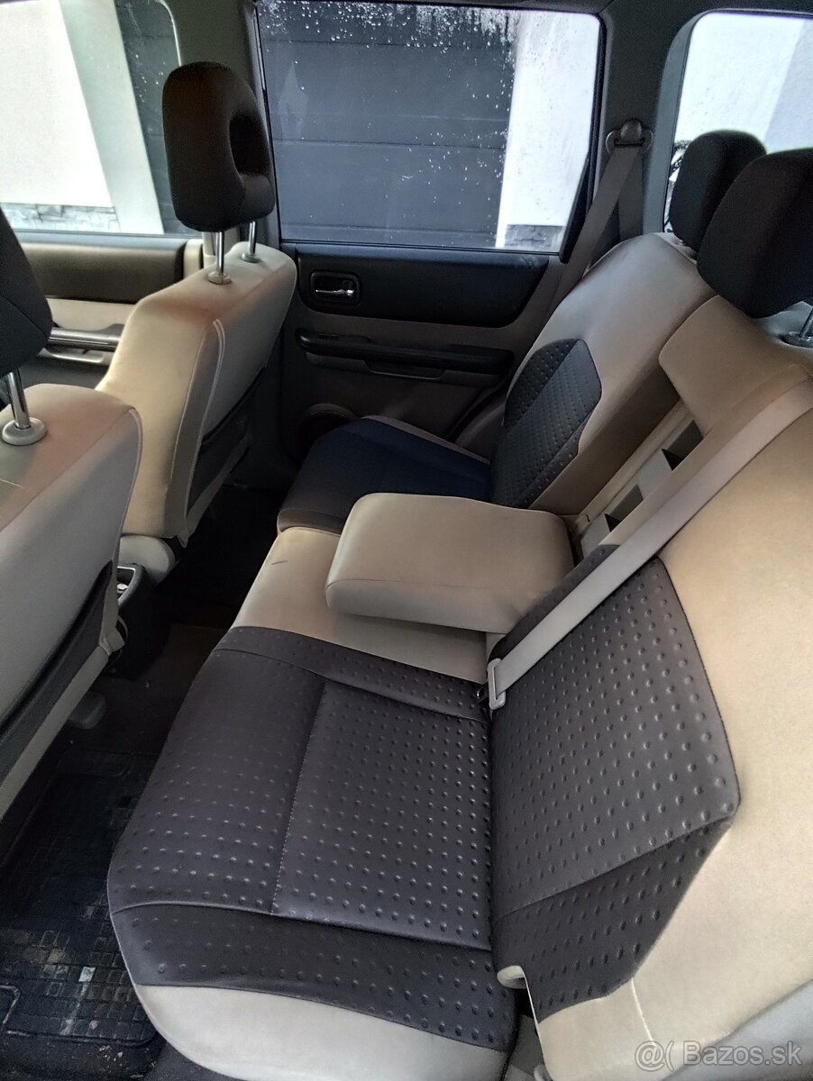 Predám Nissan Xtrail 2,2 diesel 4x4 - 6