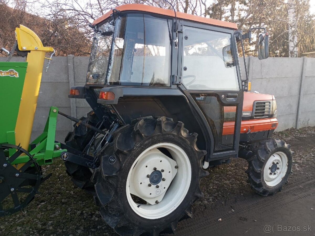 Malotraktor Kubota XB 1 - 6