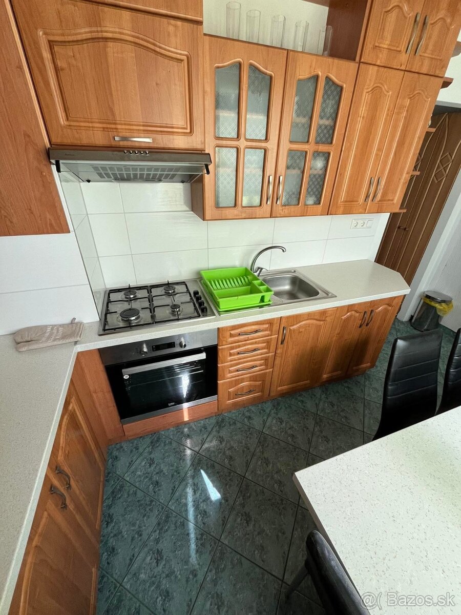 REZERVOVANÉ - 2 - izb. byt v centre Bardejova - 6