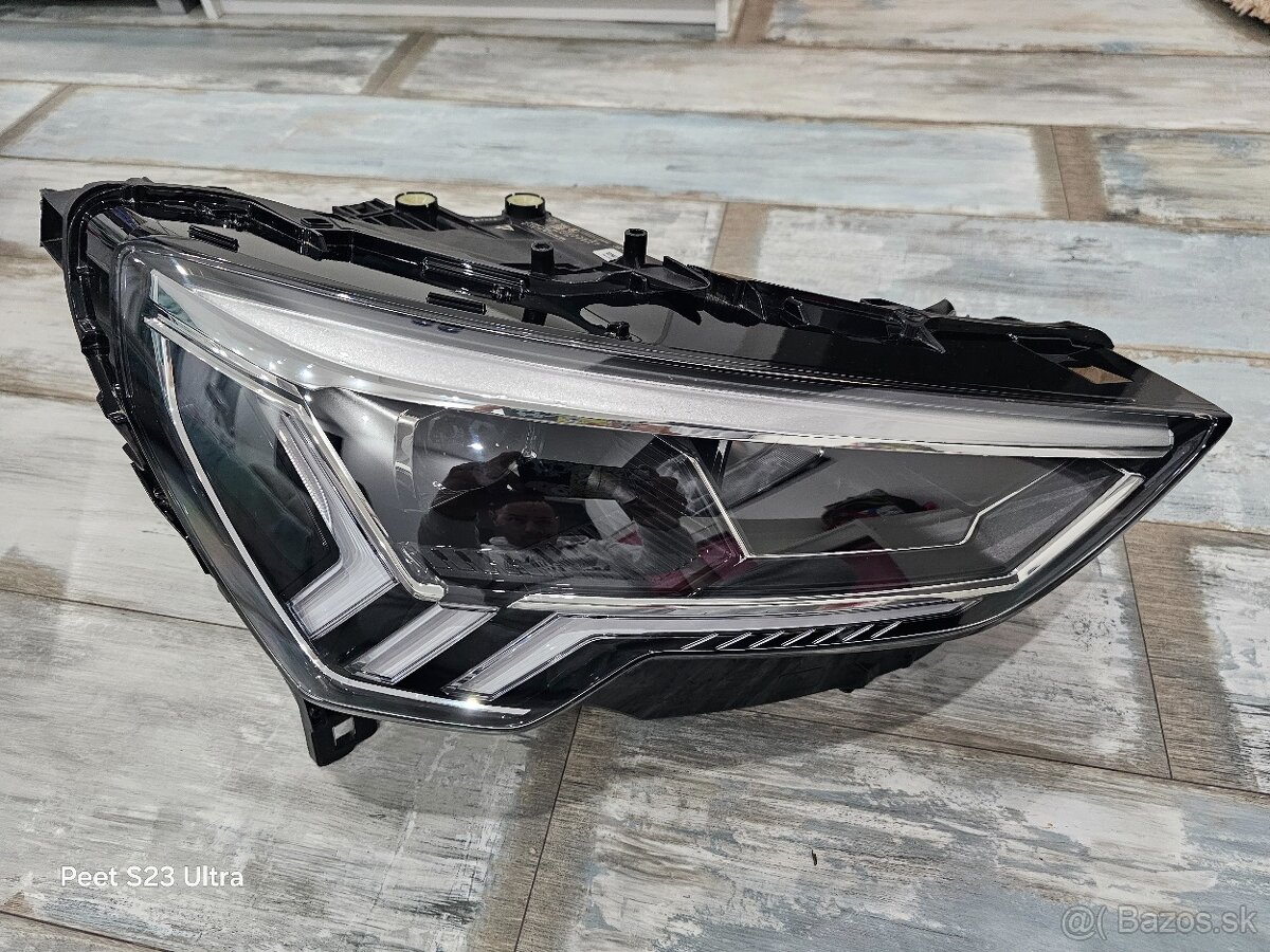 predné pravé Led svetlo audi Q3 - 6