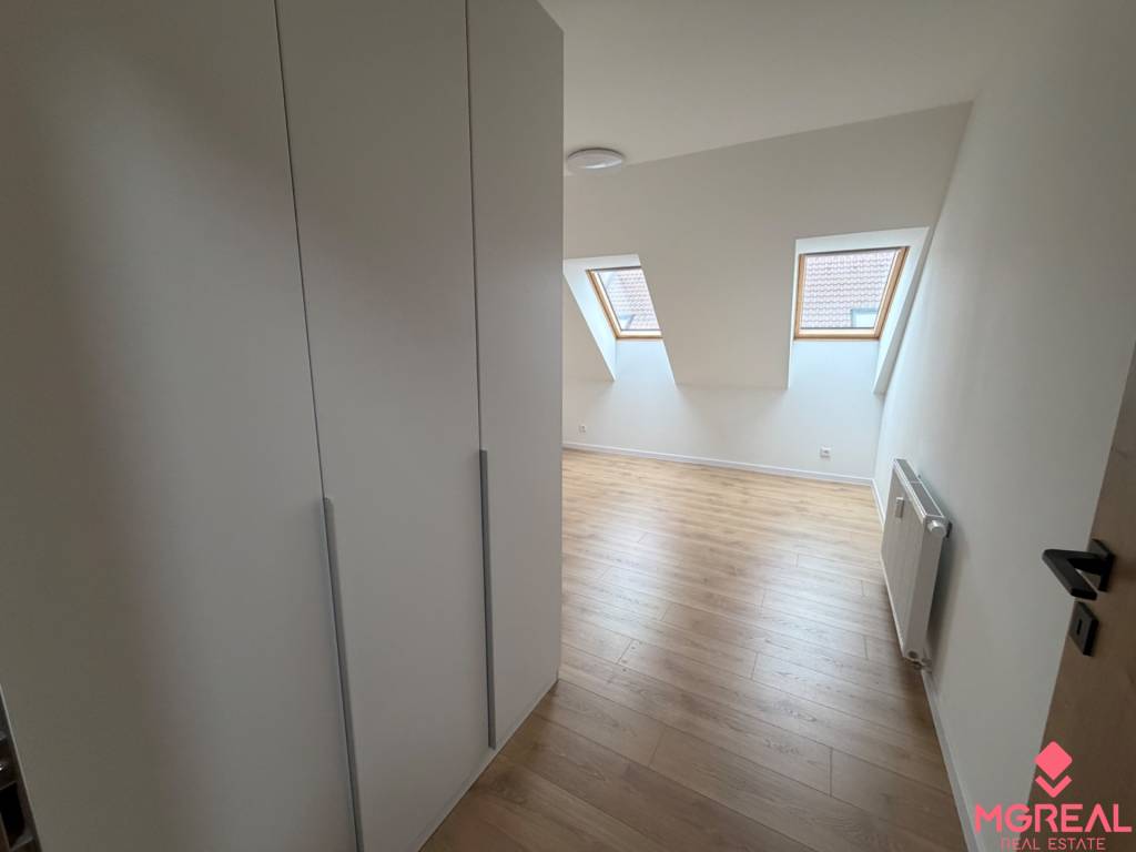 3 izbovy byt centrum Topoľčany / PRENAJOM - 6