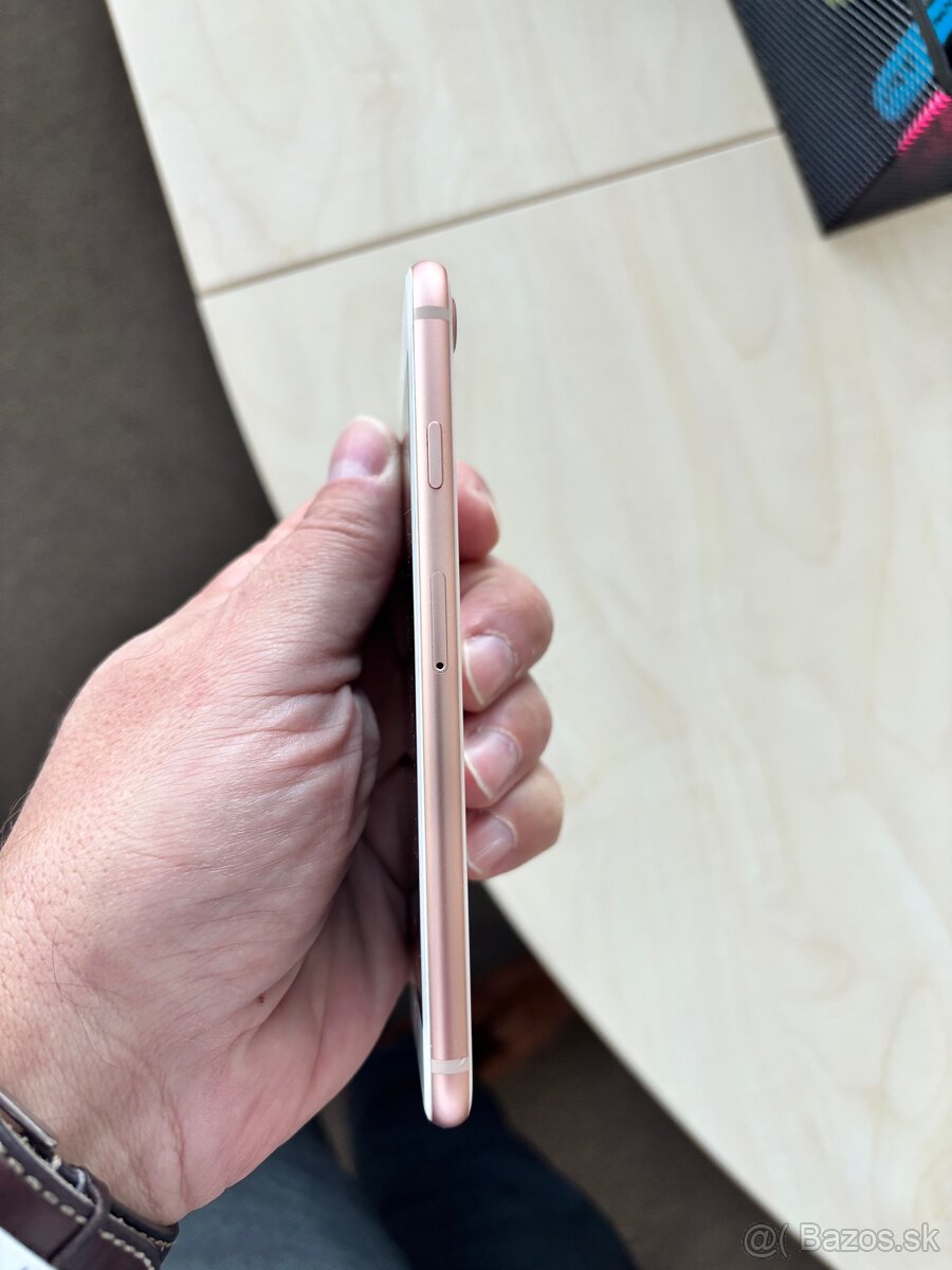 Iphone 8, 64 GB v super stave - 6