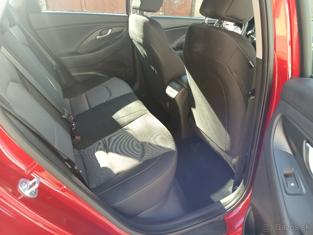 Hyundai i30 1,4 benzin - 6