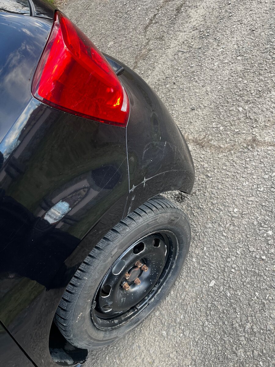 Volkwagen Polo 1.2 TSi, 77 kW, 12/2011 - 6