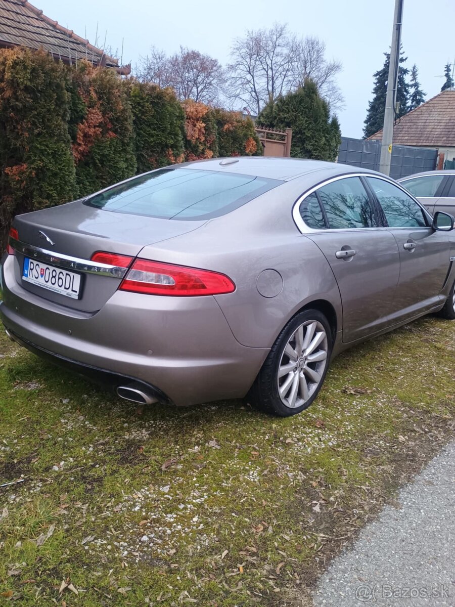 Jaguar XF 4.2 V8 221kW - 6