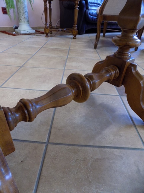 Starožitný rozkladací stolík - 6