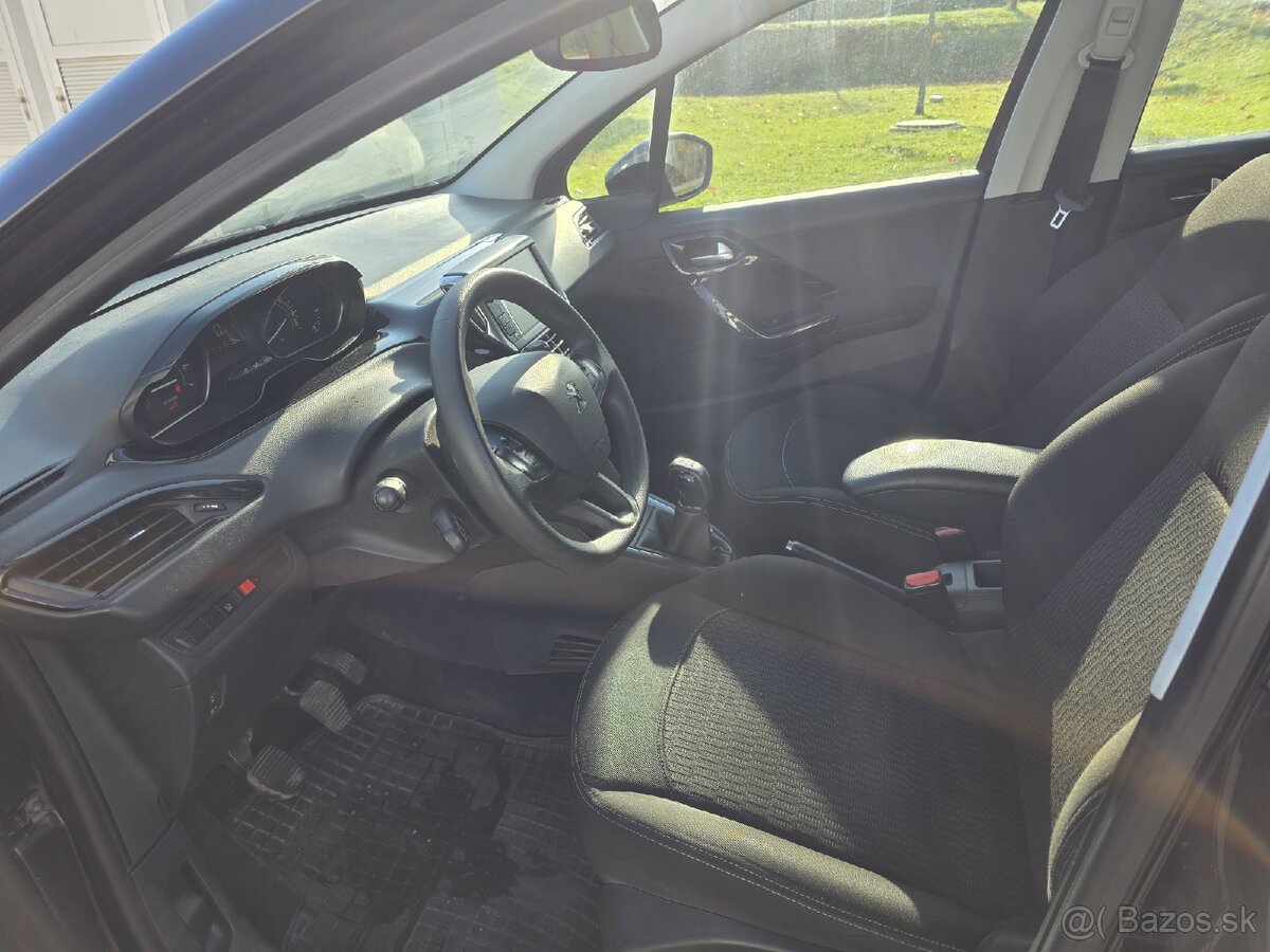 Peugeot 208 1.2 PureTech Active - 6