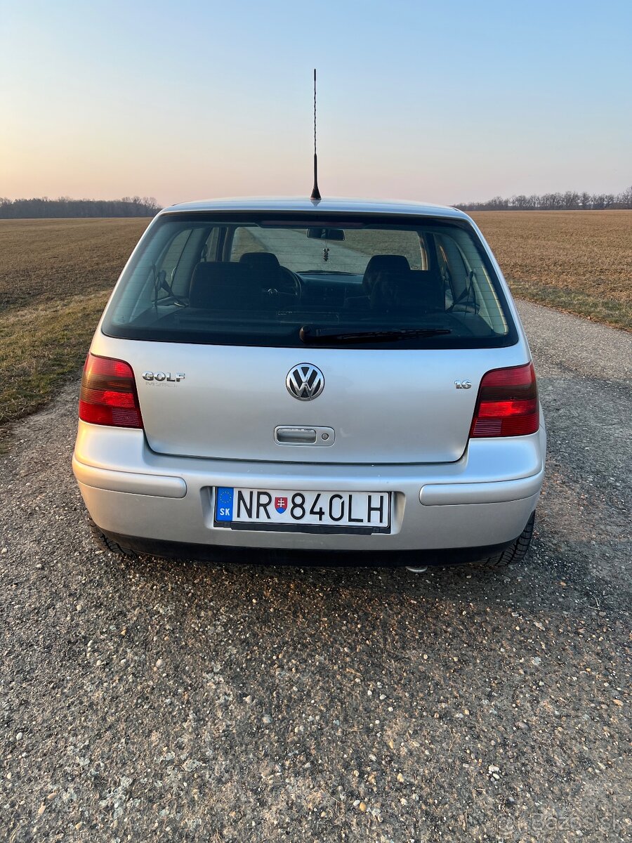 Volkswagen Golf 4 1.6 benzín, 77 kW - 6