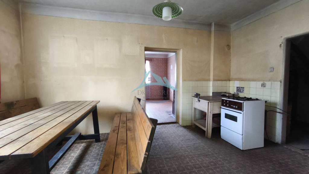 Vidiecky dom v obci Olováry v okrese Veľký Krtíš. - 6