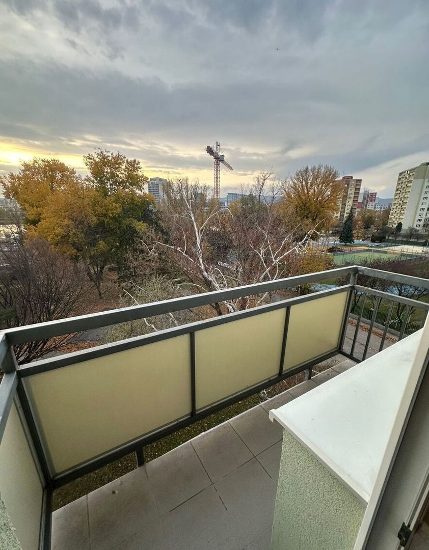 2 izbový byt, ul.Moldavská, Bratislava II TOP - 6