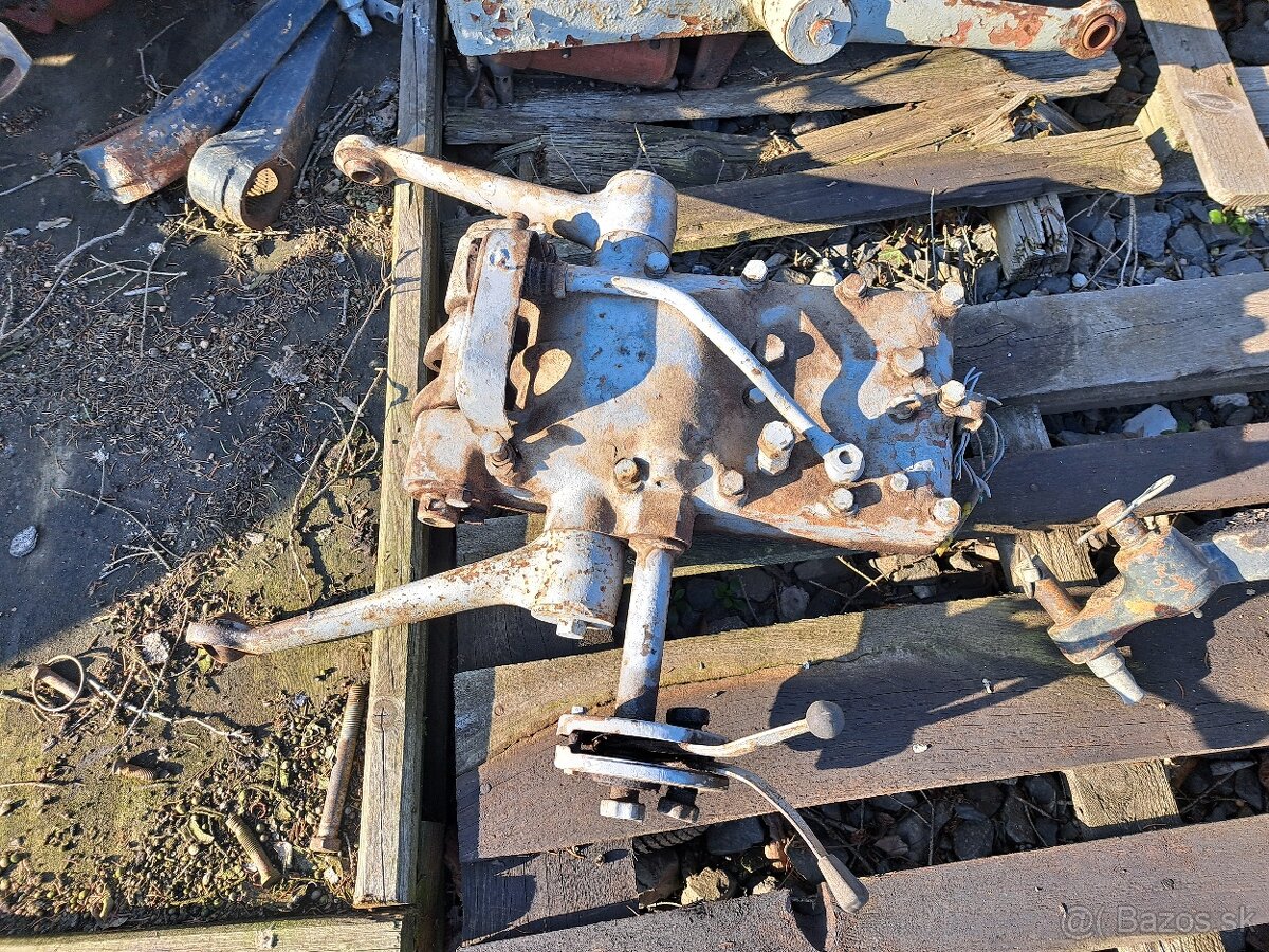 Zetor 3011 převodovka a jiné díly - 6