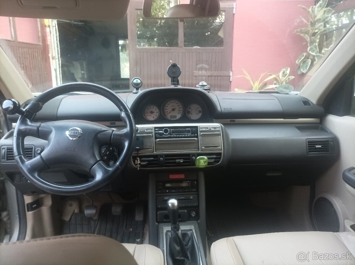 Nissan x trail - 6