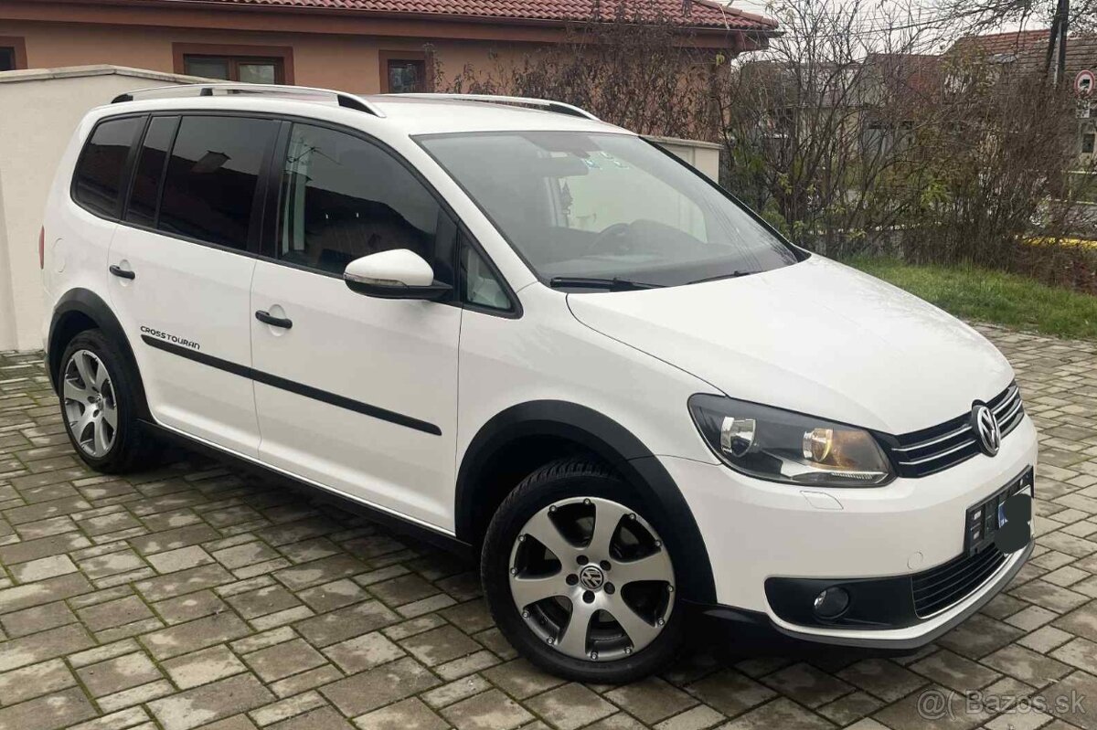 Touran 2.0TDI CROSS - 6
