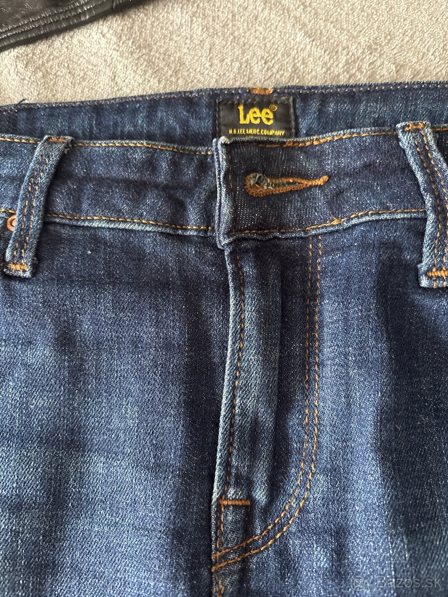 Predám 2 riflové sukne - 6