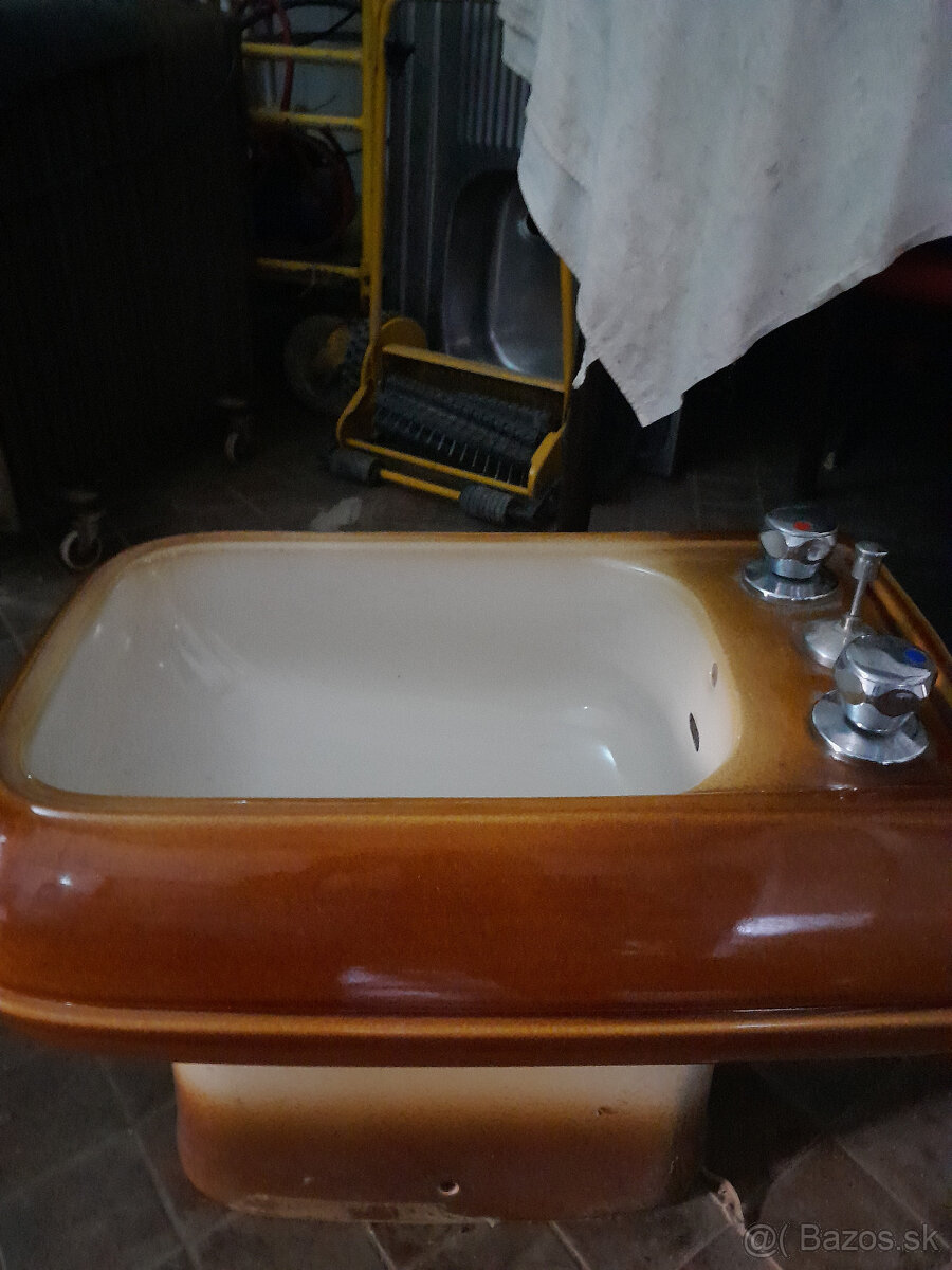 Umyvadlo + WC + bidet - 6