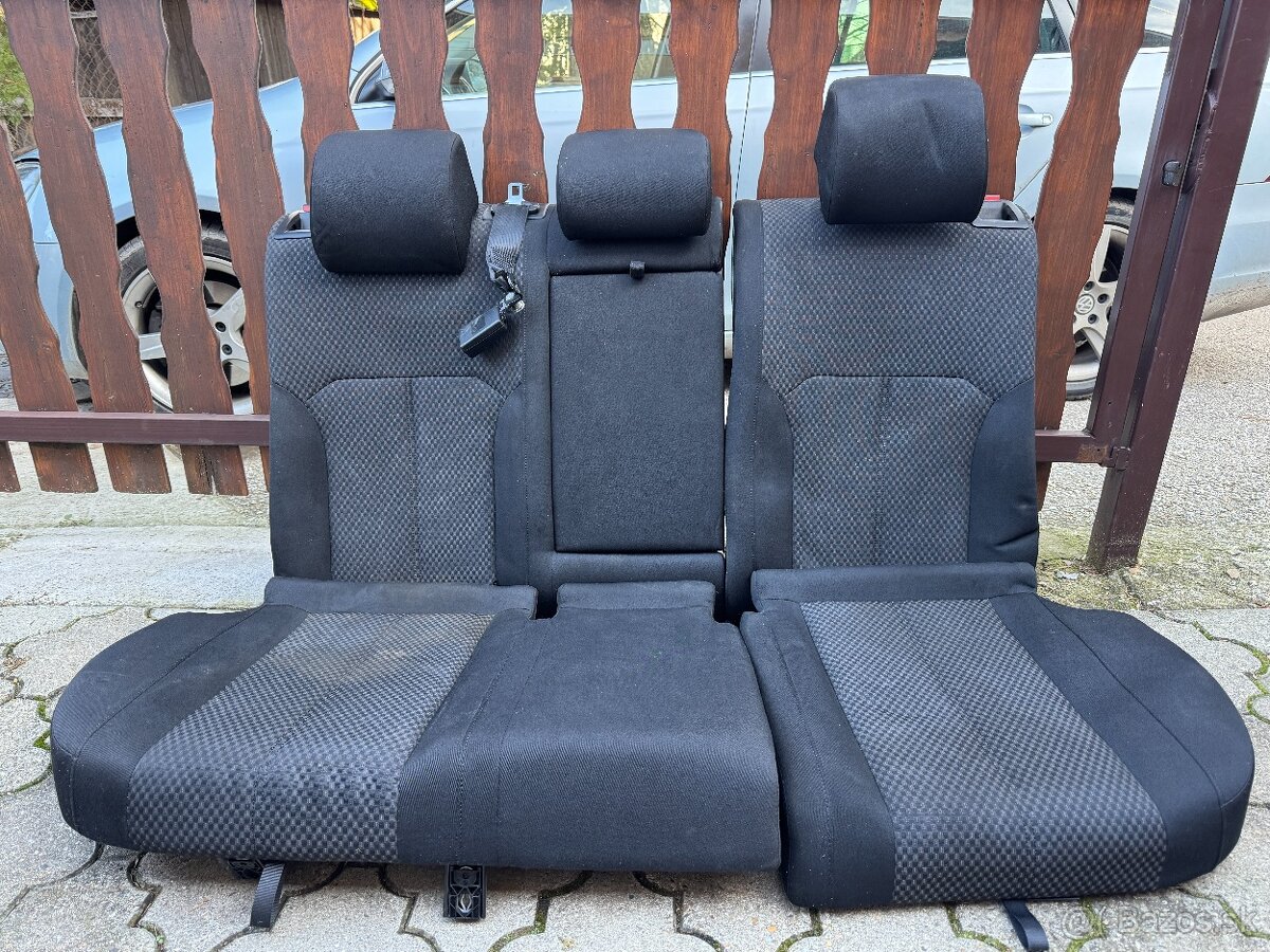 Zadne sedacky na passat B6 a B7 - 6