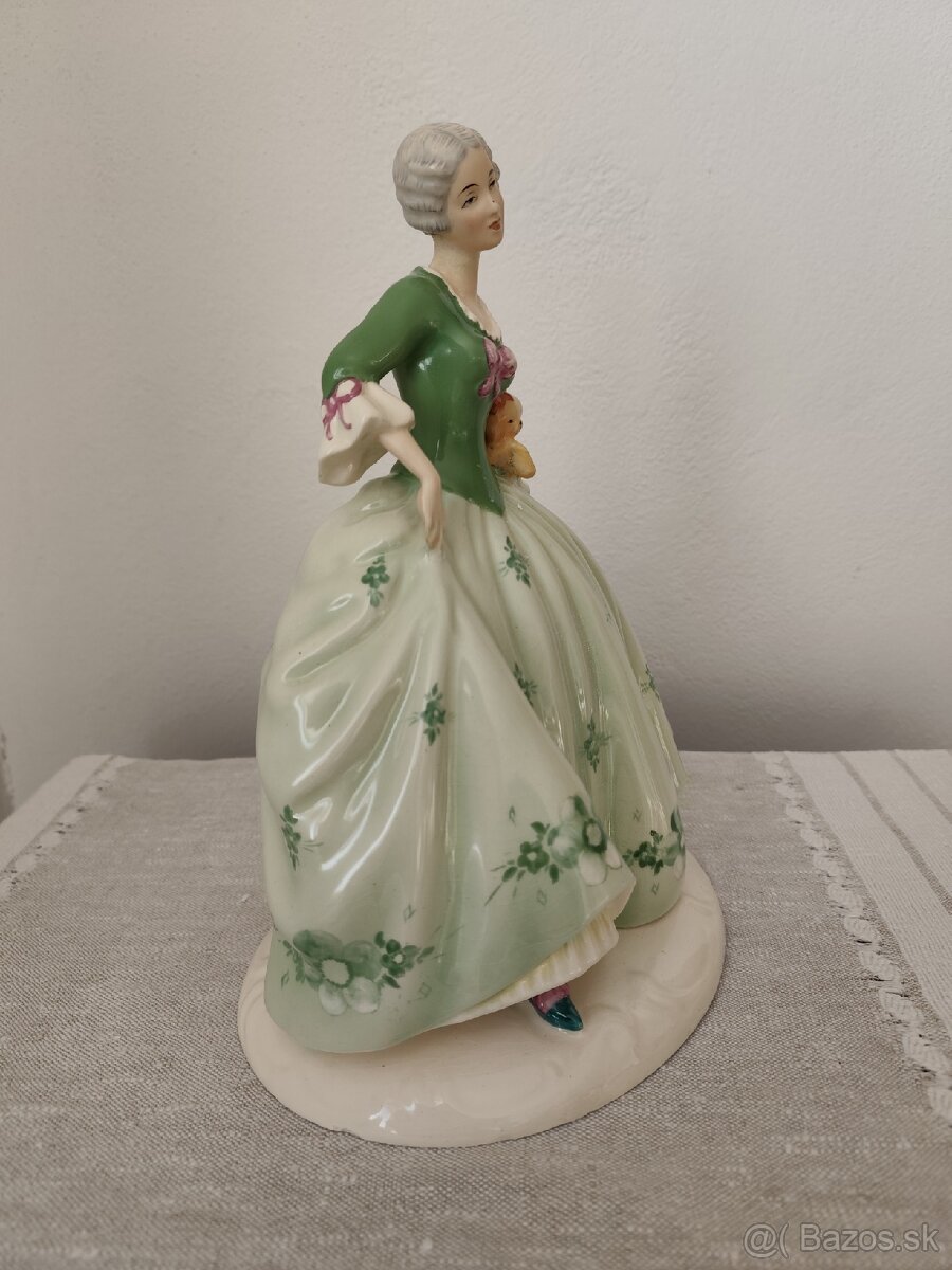 Royal dux dáma so psíkom porcelánová soška - 6