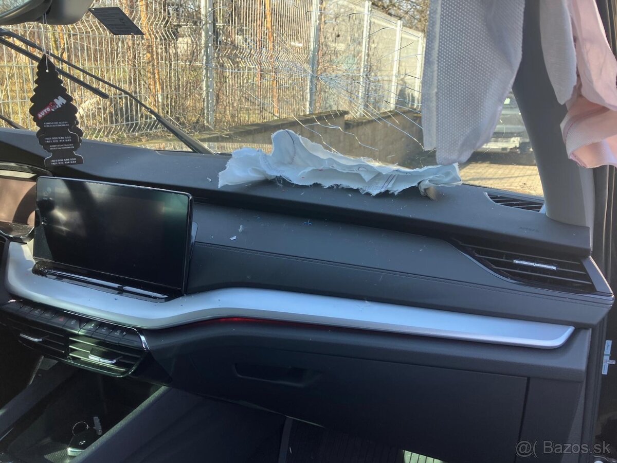 Škoda Octavia Combi 2.0tdi - 6