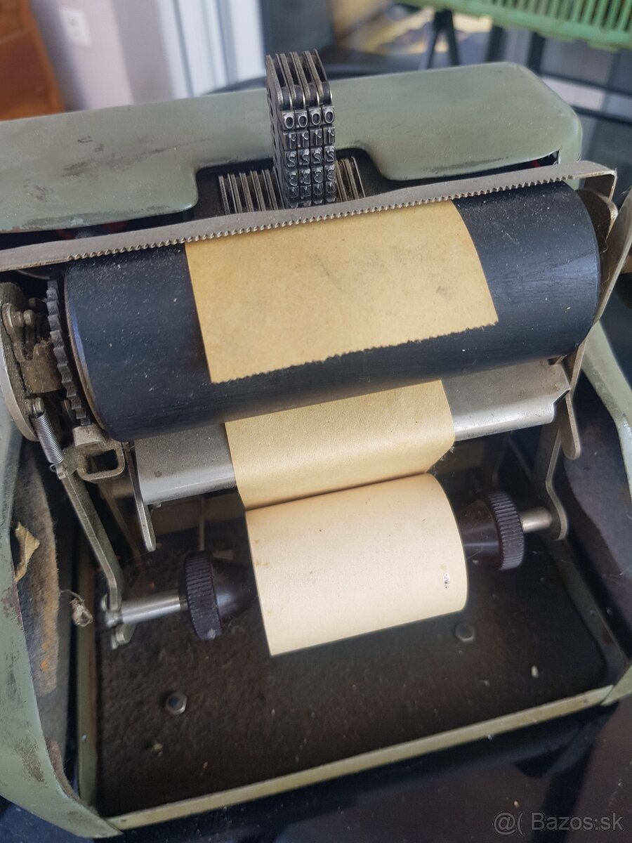 KALKULAČKA STAROŽITNÁ - 6