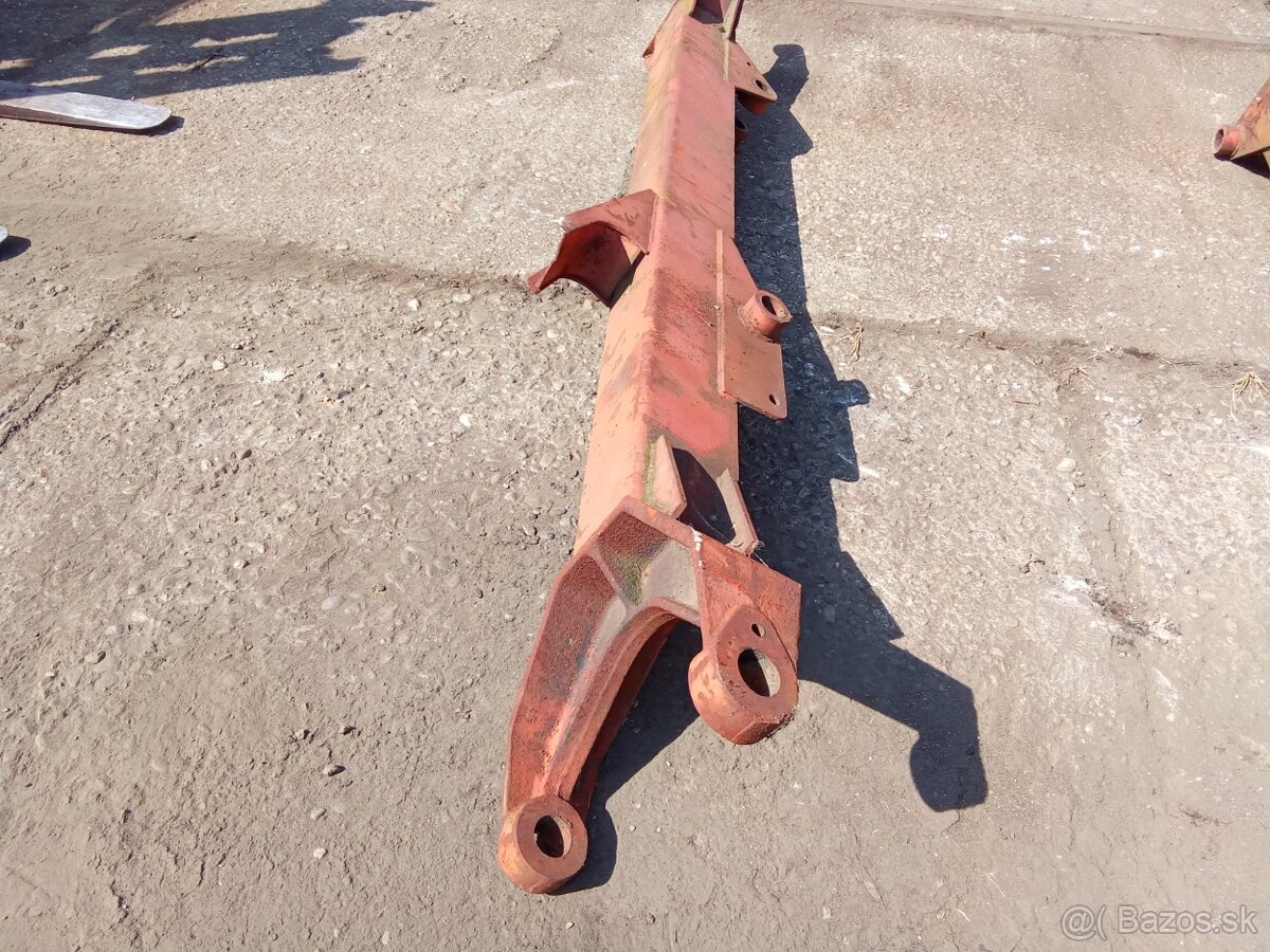 Belarus traktorbager MTz rameno vyložnika - 6