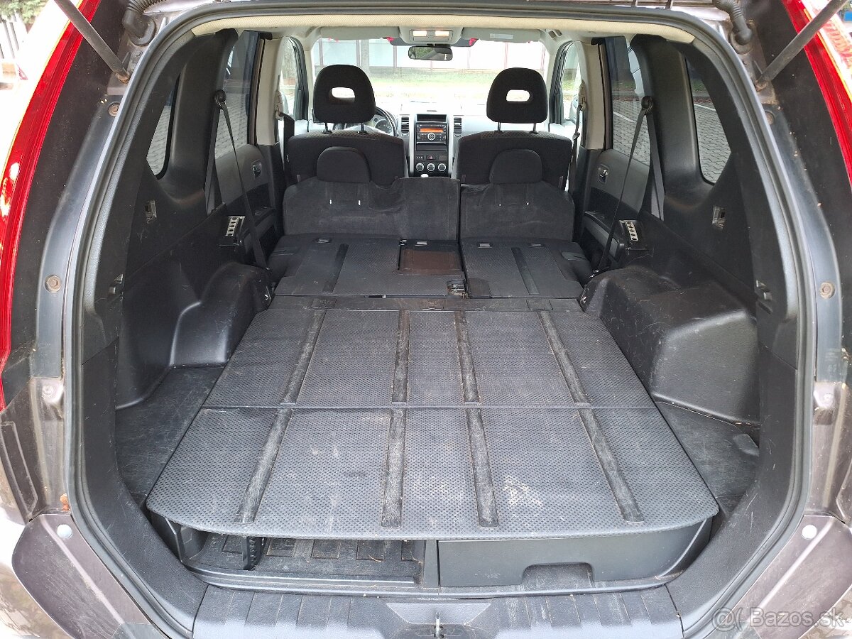 Nissan X-Trail T31 2,5 benzín - 6