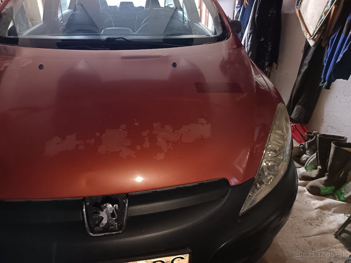 Peugeot 307 1,6 benzin.80kw r.v 2002 - 6