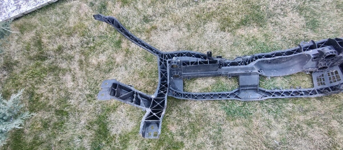 Ford Transit 8 VIII MK8 2014 - predne celo čelo stena - 6