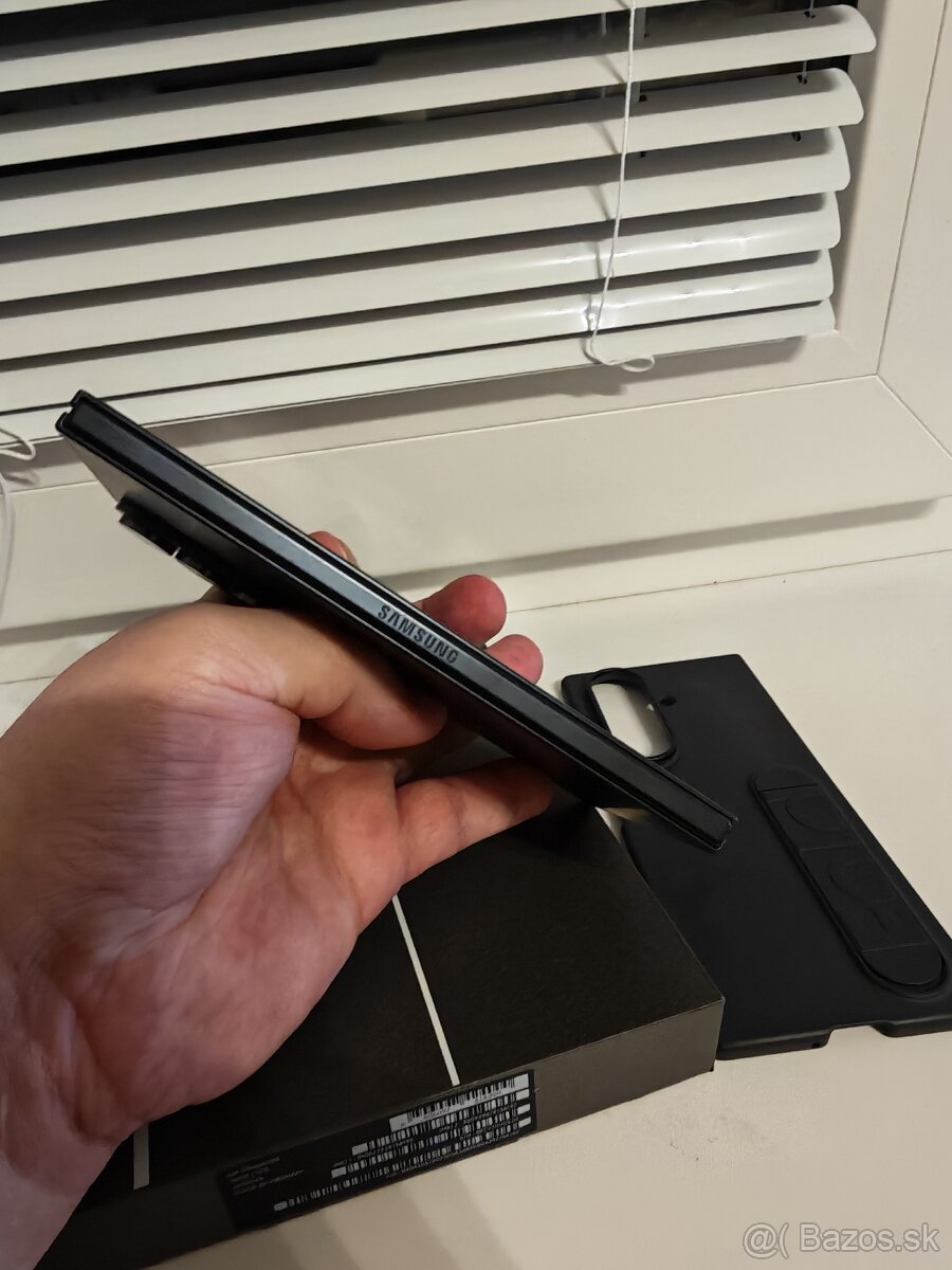 Predám/vymením Samsung Z Fold 7 16/1TB - 6