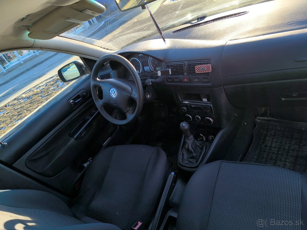 Volkswagen golf IV - 6