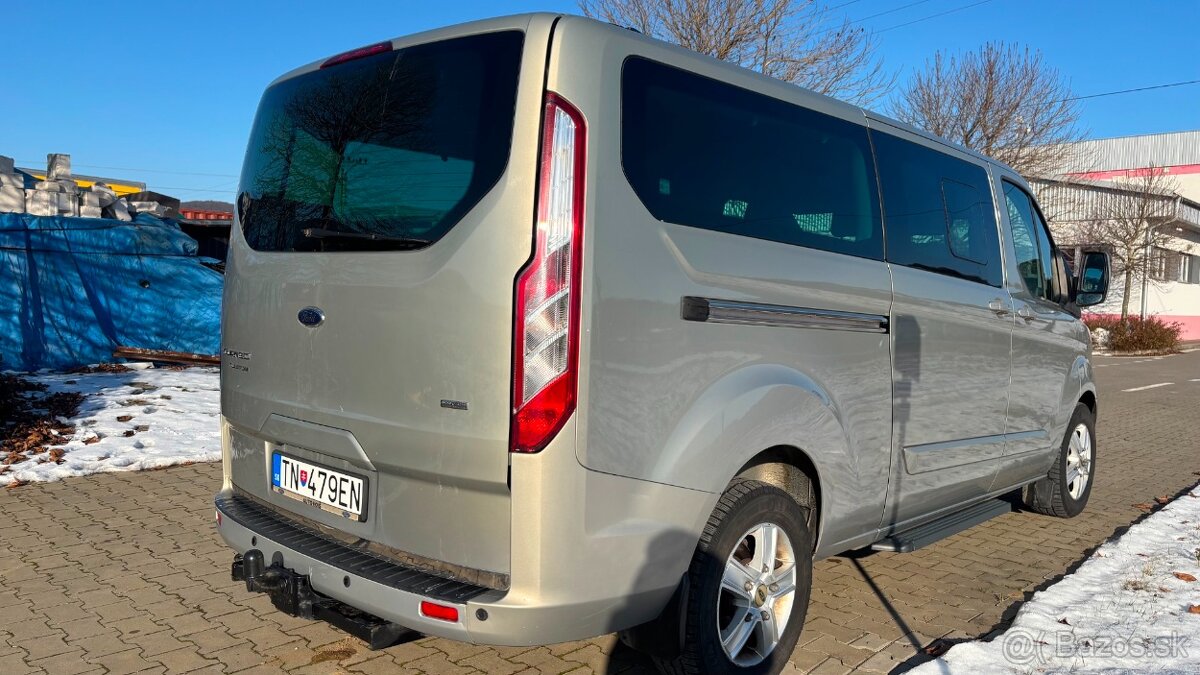 Ford Tourneo Custom 2.2 TDCi 125k Titanium - 6
