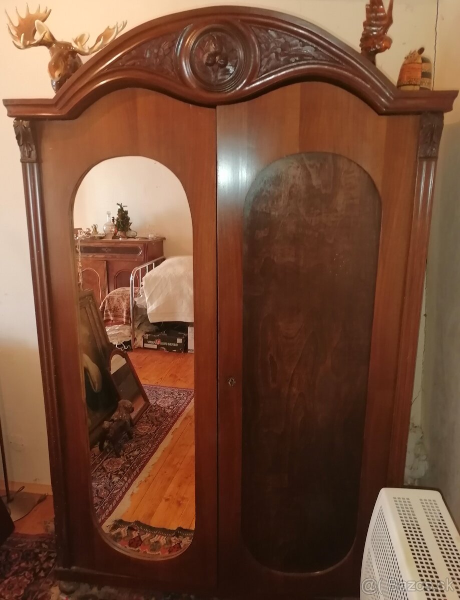 Starožitné skrine. - 6