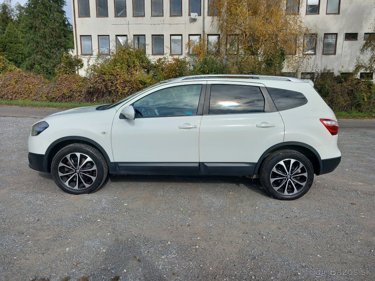 Nissan Qashqai 4x4 Panorama 2012 7miestne - 6