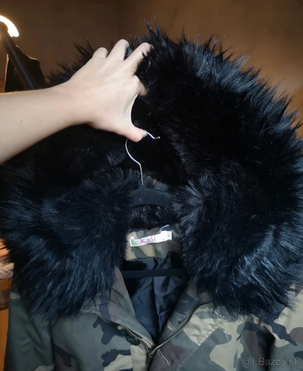 Zimná bunda s kapucňou - 6