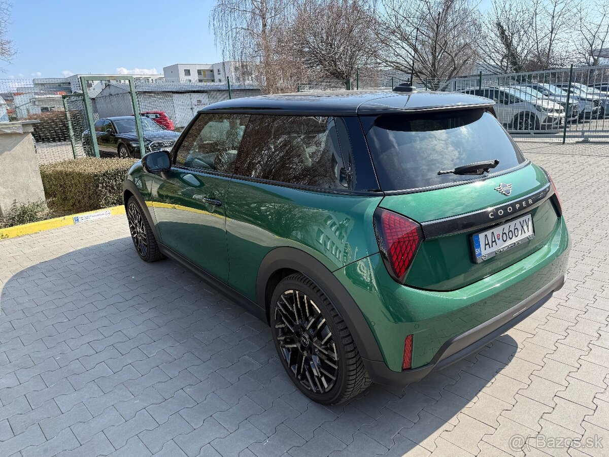 MINI COOPER Race Green netto 24300EUR - 6