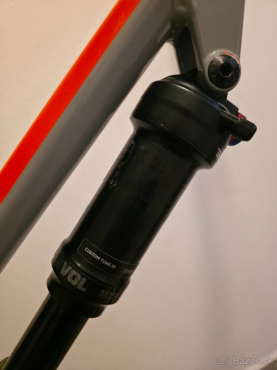 Canyon neuron 7 - 6