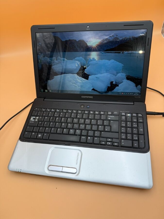 Notebook HP AMD M320 / 2GB RAM / 120GB HDD / Win7 - 6