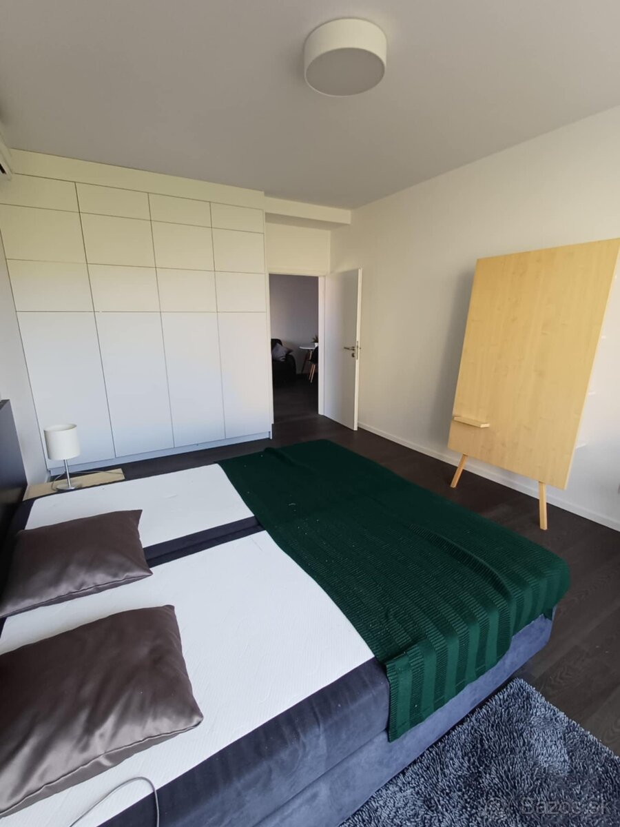 Ponúka na predaj 2-izb. byt, Žilinská ul., BA - Staré Mesto - 6