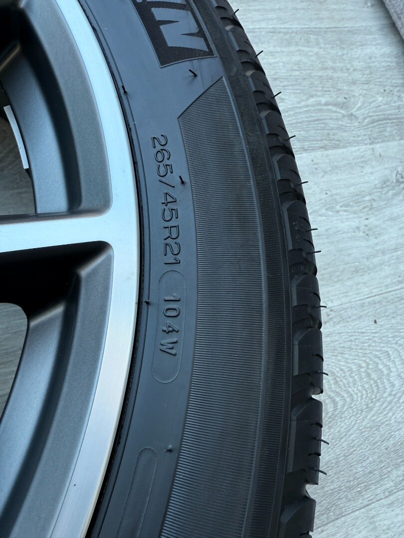 R21 ORIG.ALU KOLA LRRR VELAR 265/45/21 ZÁNOVNÍ - 6