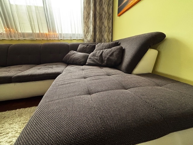 VEĽKÁ SEDACIA SÚPRAVA S TABURETKOU - 6