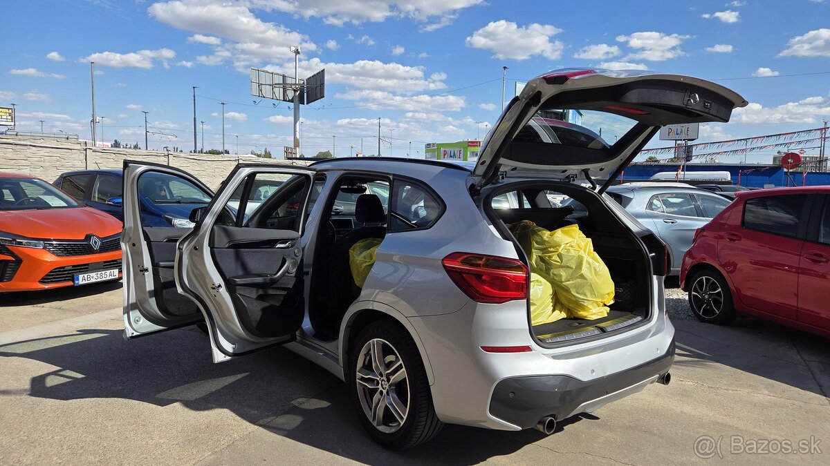 BMW X1 xDrive20i 141KW Mpacket - 6