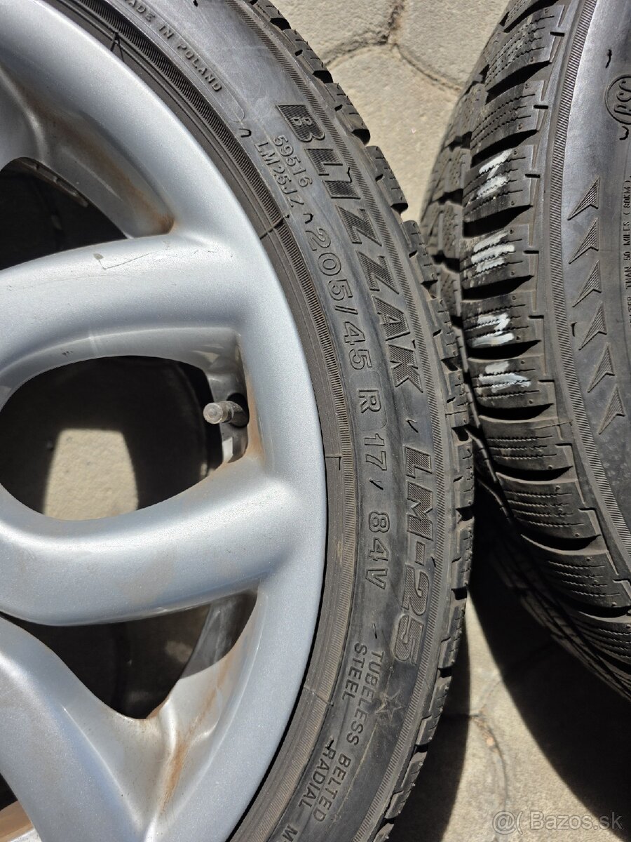Disky MINI r17 na zimných runflat Bridgestone - 6