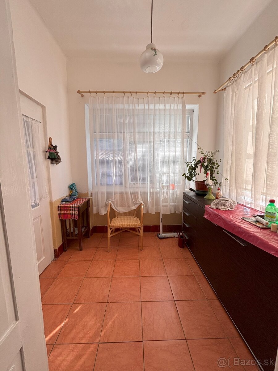 5 izbový Rodinný dom, tichá lokalita JESENSKÉ - 6