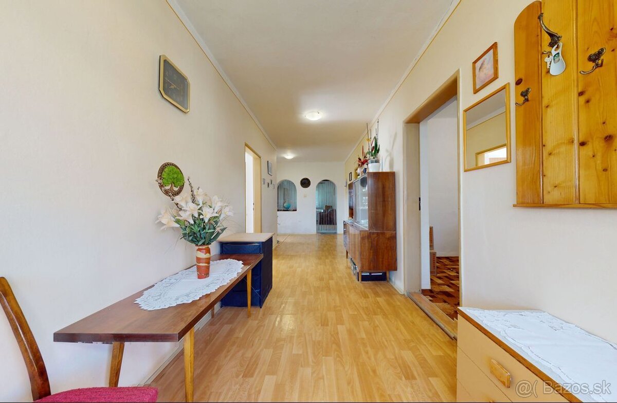 Ponúkame Vám na predaj 4 izbový rodinný dom v obci Trnávka, - 6