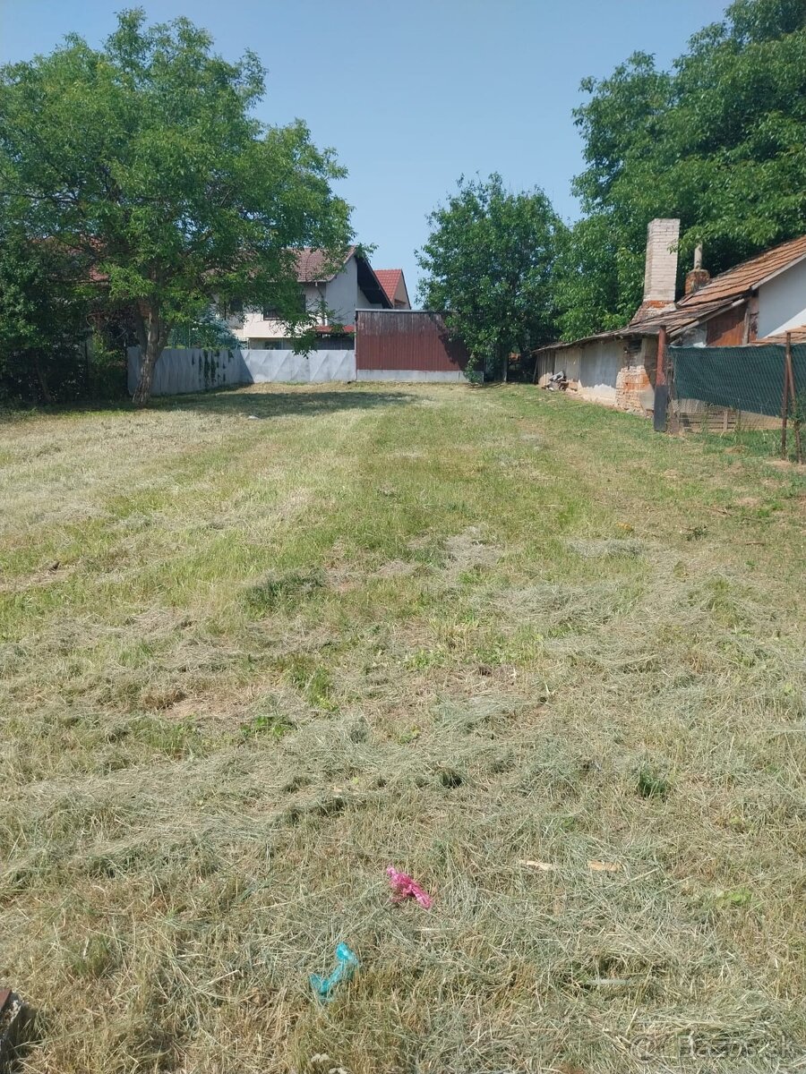 Predaj stavebného pozemku - okres Nové Zámky - Trávnica - 6