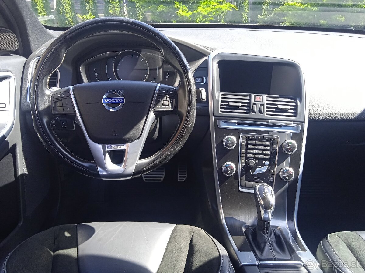 Predám Volvo XC60 R-design - 6