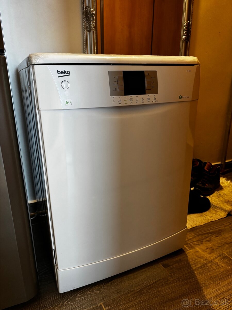Umývačka riadu Beko DFN 6838 - 6